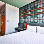 Hotel Easyhotel Paris Charles De Gaulle Villepinte Tremblay-en-France