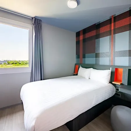 Easyhotel Paris Charles De Gaulle Villepinte 2*