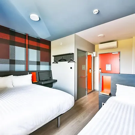 Easyhotel Paris Charles De Gaulle Villepinte 2* Tremblay-en-France